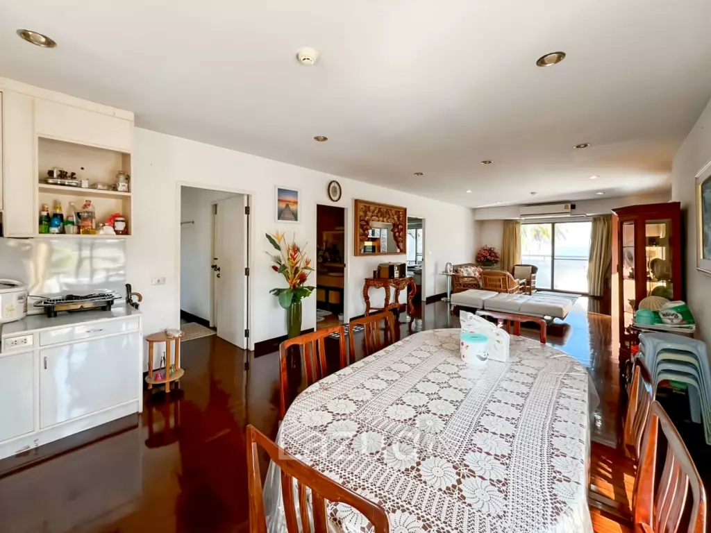 138 sqm 2 Bedroom Beachfront Condo in Cha-Am Laguna Condominium