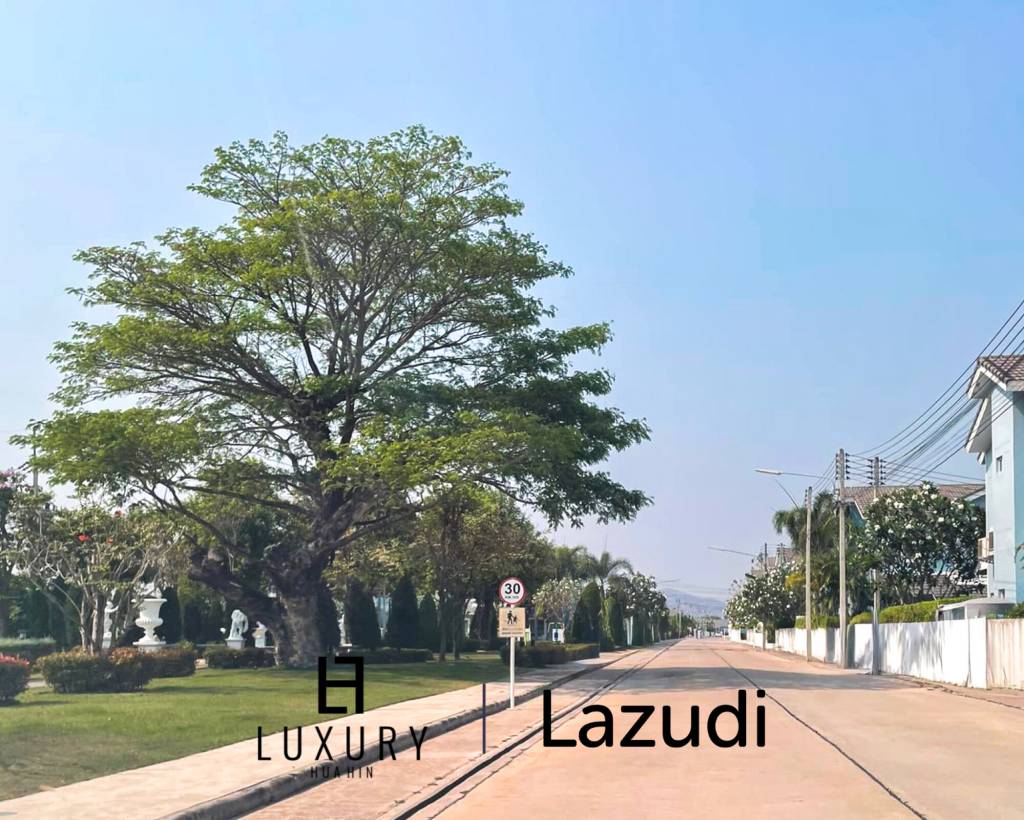 3 bedroom villa in La Vallee The Vintage Hua Hin