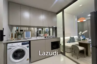 HOT DEAL ! Condo in Prime Area Ekkamai Road
