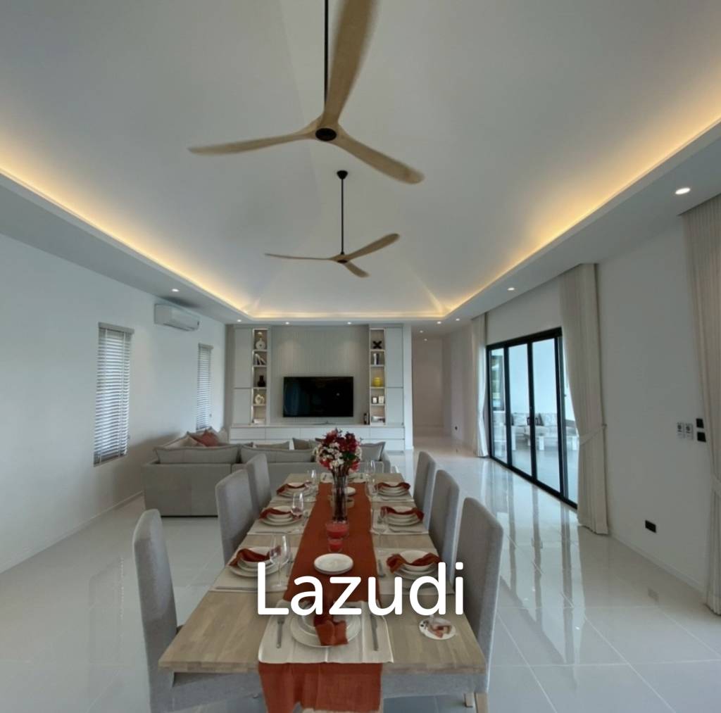 Parkland villa : Luxurious 5 Bed Pool Villa at Wangphong