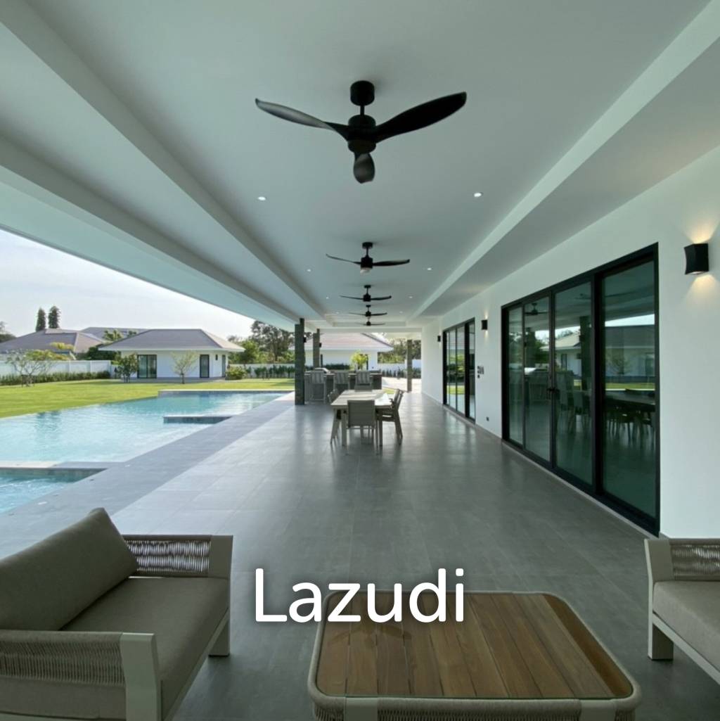 Parkland villa : Luxurious 5 Bed Pool Villa at Wangphong