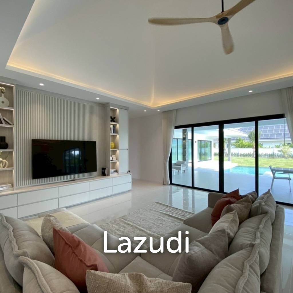 Parkland villa : Luxurious 5 Bed Pool Villa at Wangphong