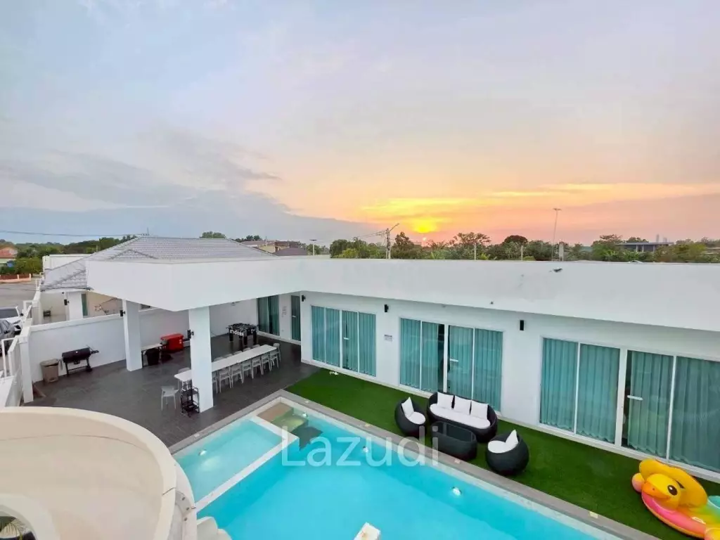 5 Bedroom 6 Bathroom 378 SQ.M. Pool Villa In Huay Yai