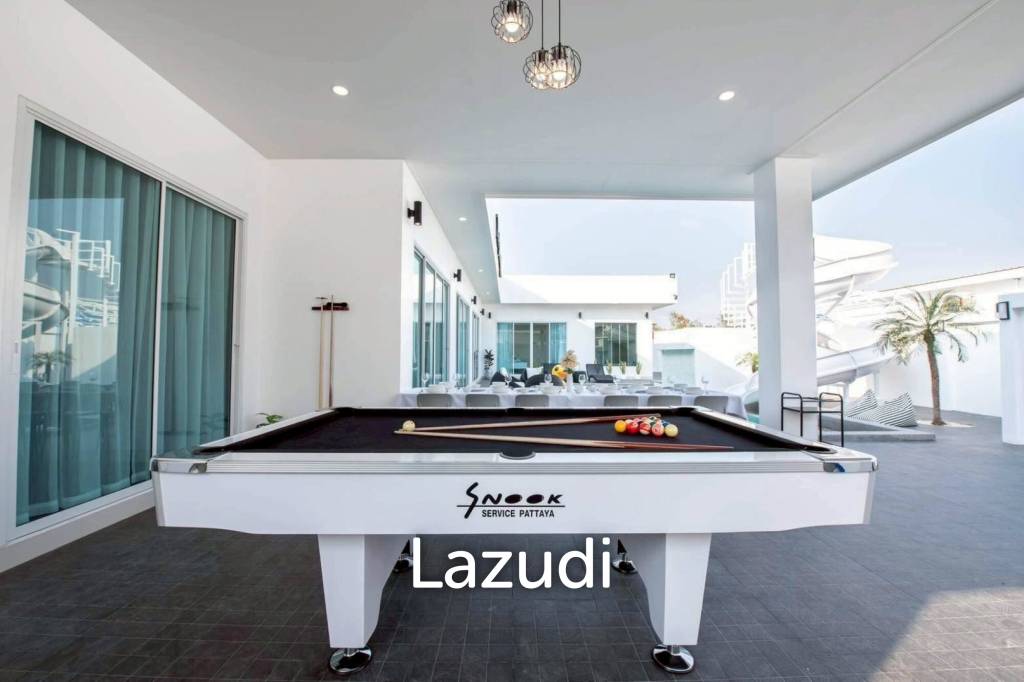 5 Bedroom 6 Bathroom 378 SQ.M. Pool Villa In Huay Yai