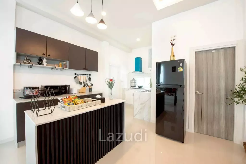 5 Bedroom 6 Bathroom 378 SQ.M. Pool Villa In Huay Yai