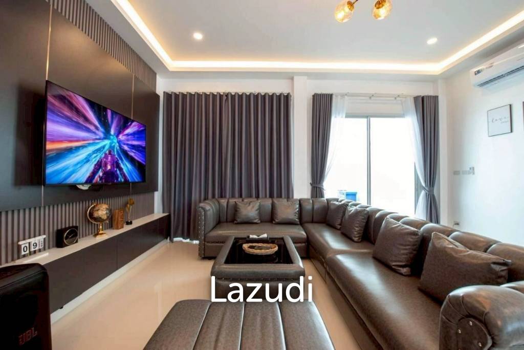 5 Bedroom 6 Bathroom 378 SQ.M. Pool Villa In Huay Yai
