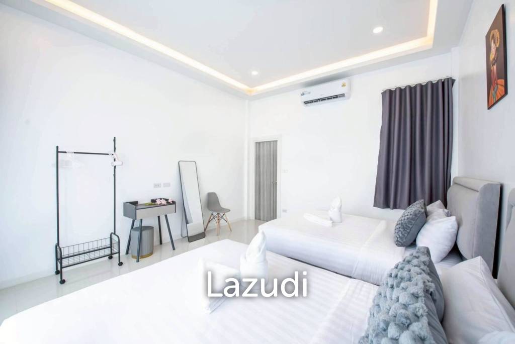 5 Bedroom 6 Bathroom 378 SQ.M. Pool Villa In Huay Yai