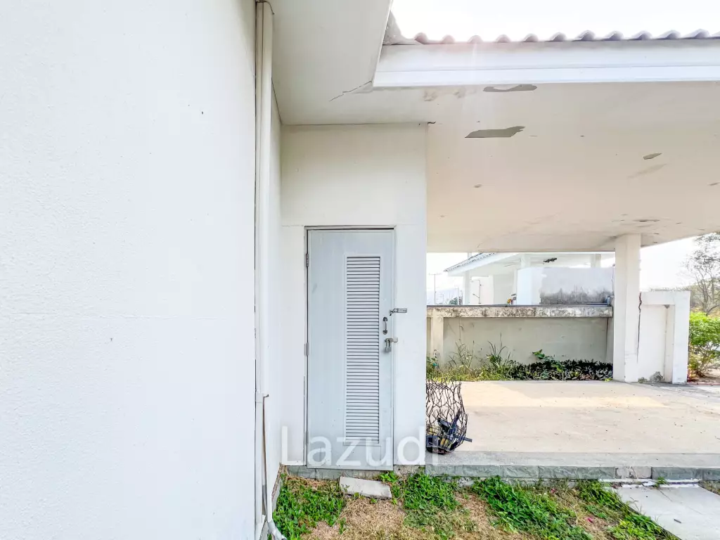145 sqm modern pool villa in Black lotus Thap Tai Hua Hin