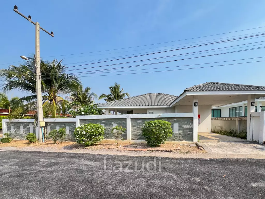 145 sqm modern pool villa in Black lotus Thap Tai Hua Hin