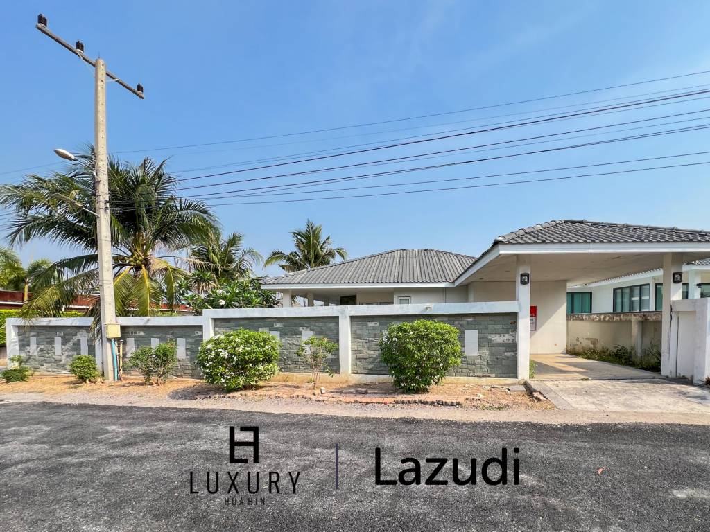 Terrain de 400 m² / Surface habitable de 145 m² / 3 chambres + 3 salles de bain