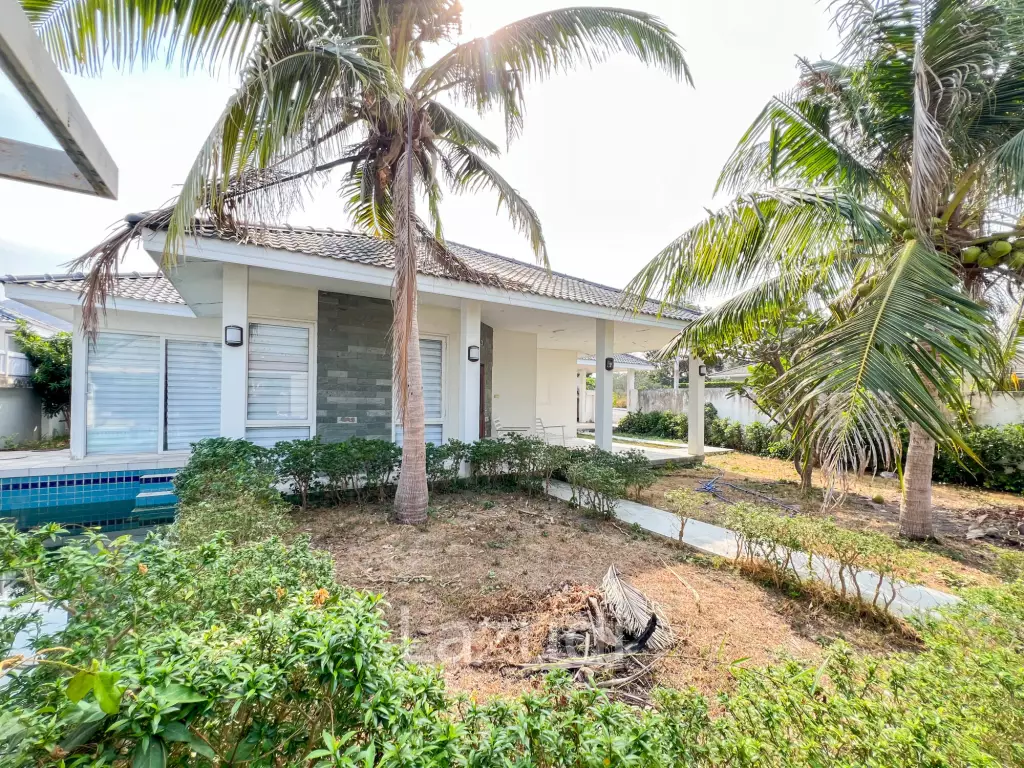 145 sqm modern pool villa in Black lotus Thap Tai Hua Hin