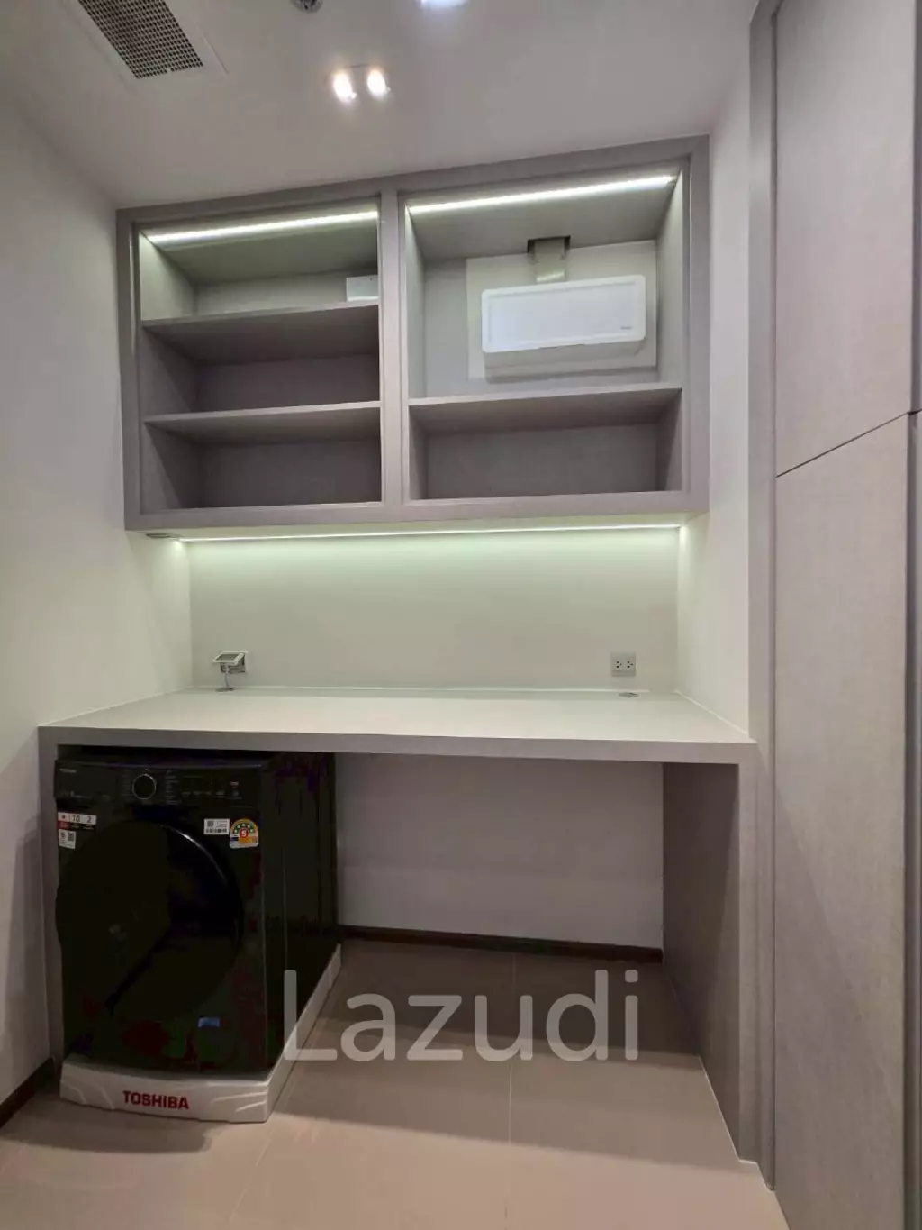 98.85 sqm high floor condo at RHYTHM Charoenkrung Pavilion Bangkok