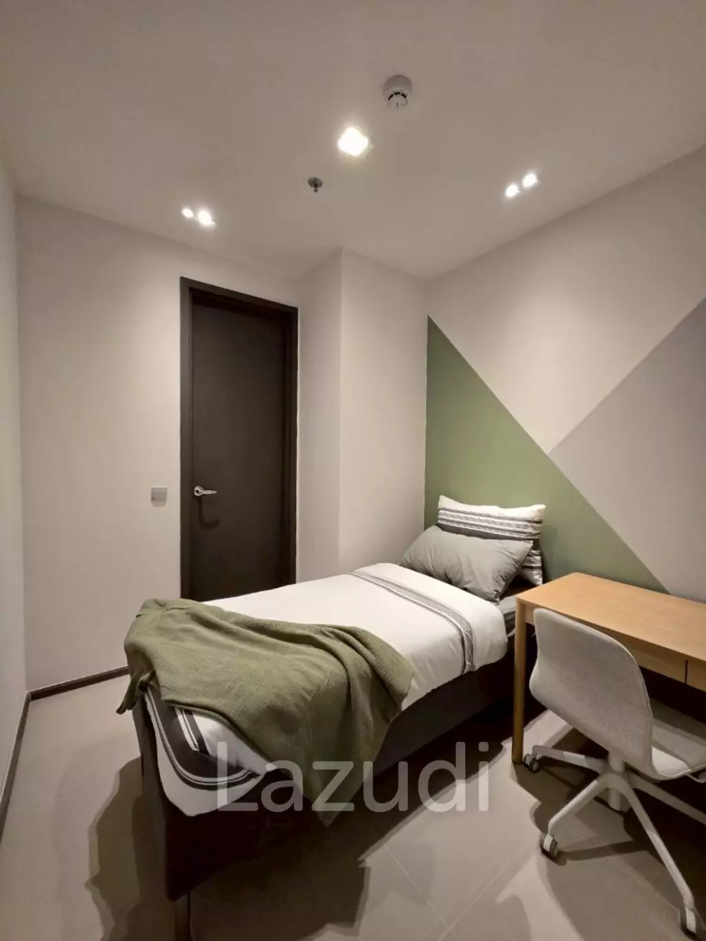 98.85 sqm high floor condo at RHYTHM Charoenkrung Pavilion Bangkok