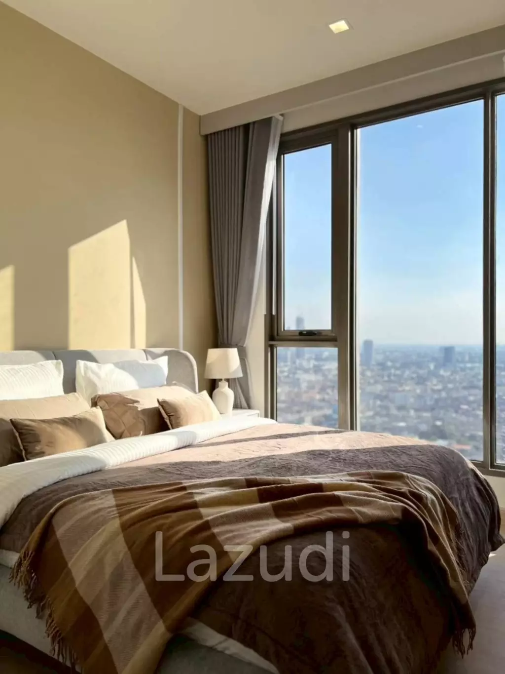 98.85 sqm high floor condo at RHYTHM Charoenkrung Pavilion Bangkok