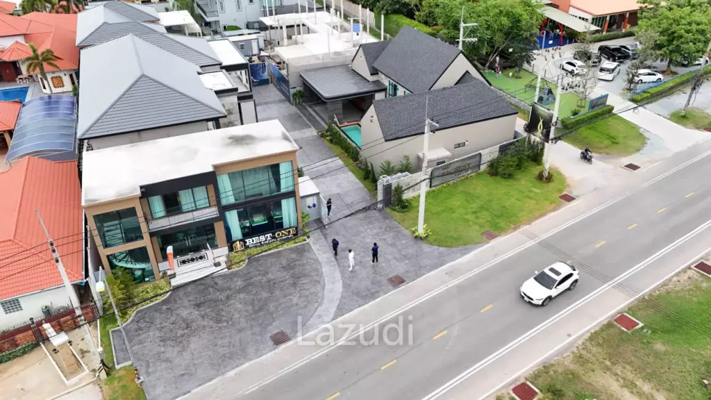 3 Bedrooms 4 Bathrooms 312 SQ.M. The Richest Valley