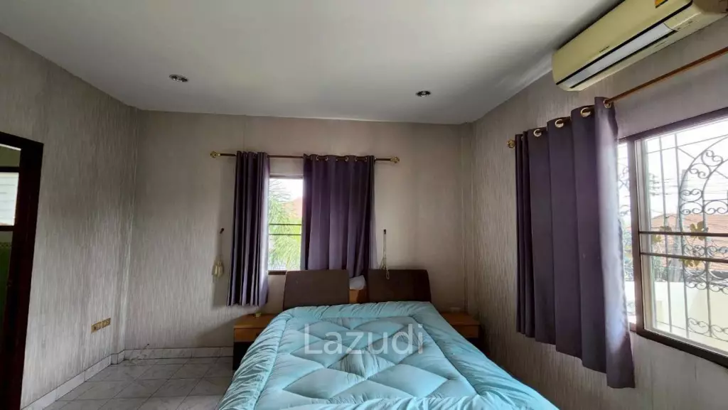 5 Bed 5 Bath 700 SQ.M. Pattaya Land And House