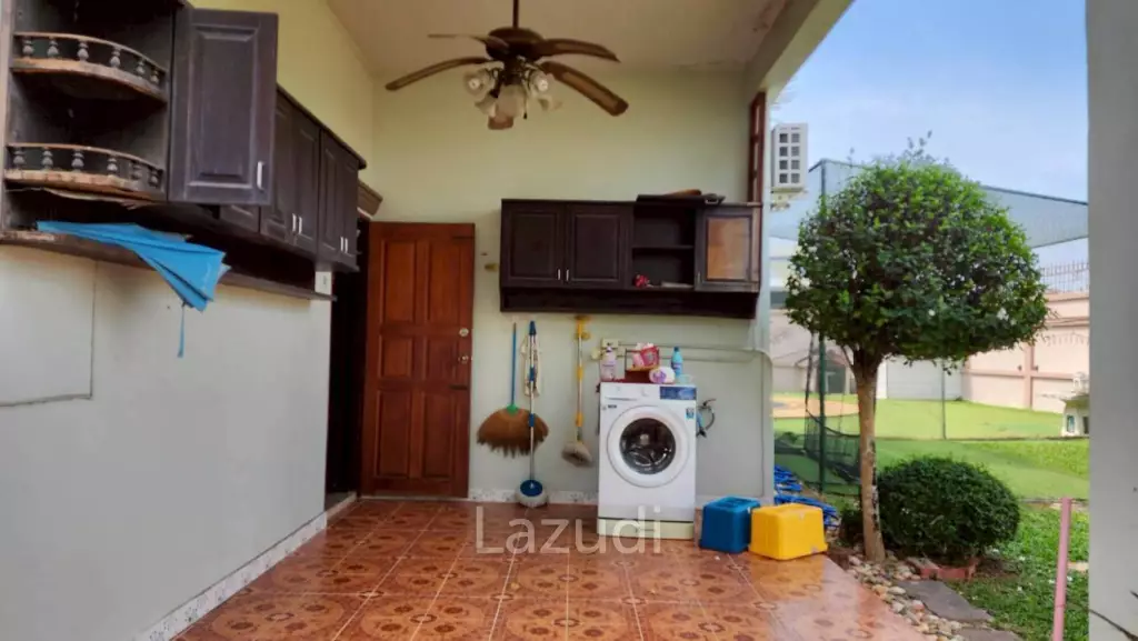 5 Bed 5 Bath 700 SQ.M. Pattaya Land And House