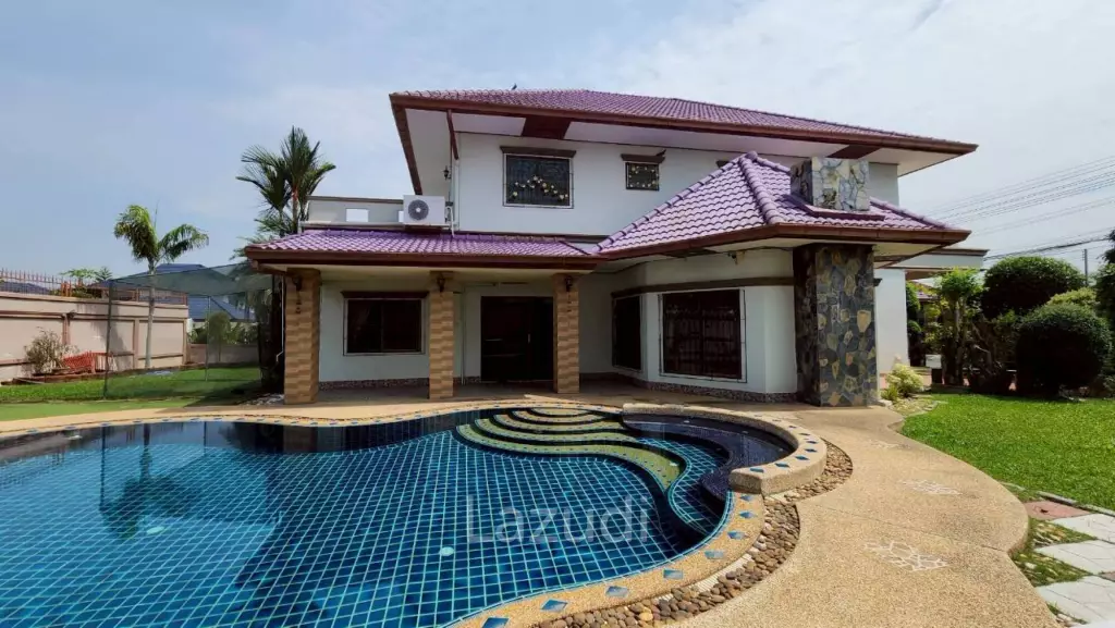 5 Bed 5 Bath 700 SQ.M. Pattaya Land And House