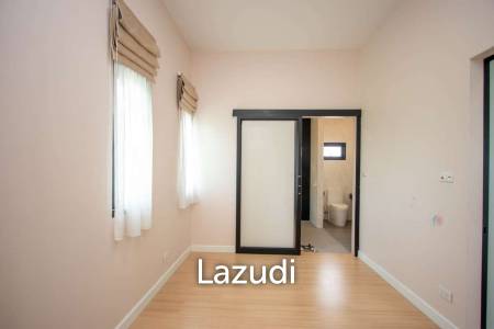 4 Bedrooms House for Rent near the Outer Ring Road 2 in Saraphi