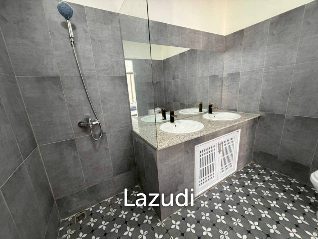 6 Bedroom 7 Bathroom 450 SQ.M. House With 1 Rai Land