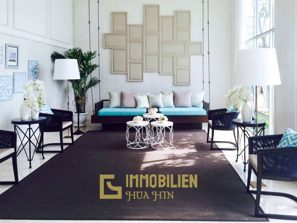 5. Stock / voll möbliert / Klimaanlage