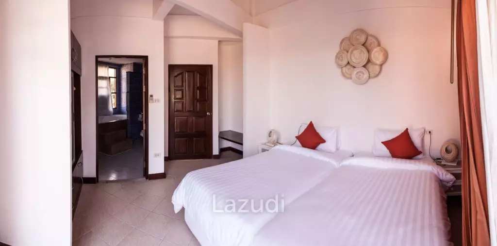 Stunning Pool Villa In The Heart Of Aonang!