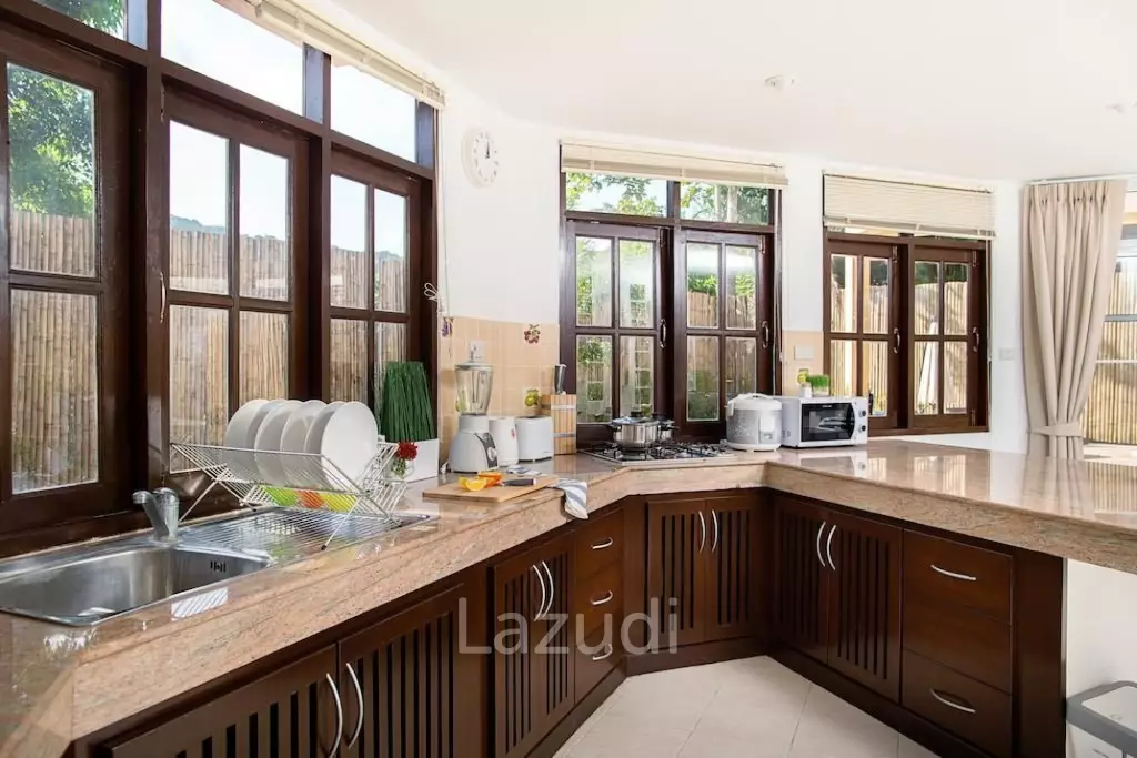 Stunning Pool Villa In The Heart Of Aonang!