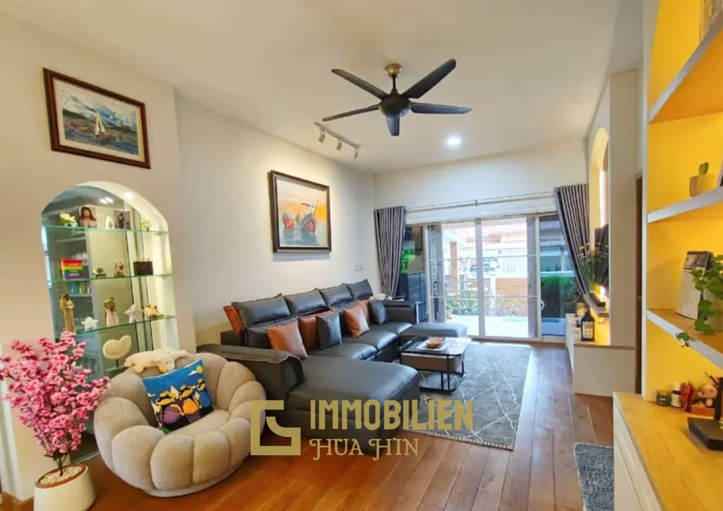 Stilvoller Innenausbau / 150 qm Wohnfläche / 3 Schlafzimmer + 2 Bäder