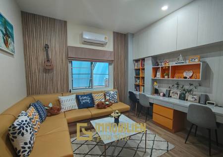 Stilvoller Innenausbau / 150 qm Wohnfläche / 3 Schlafzimmer + 2 Bäder