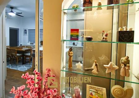 Stilvoller Innenausbau / 150 qm Wohnfläche / 3 Schlafzimmer + 2 Bäder