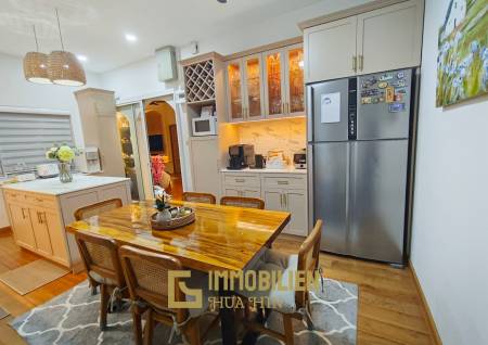 Stilvoller Innenausbau / 150 qm Wohnfläche / 3 Schlafzimmer + 2 Bäder