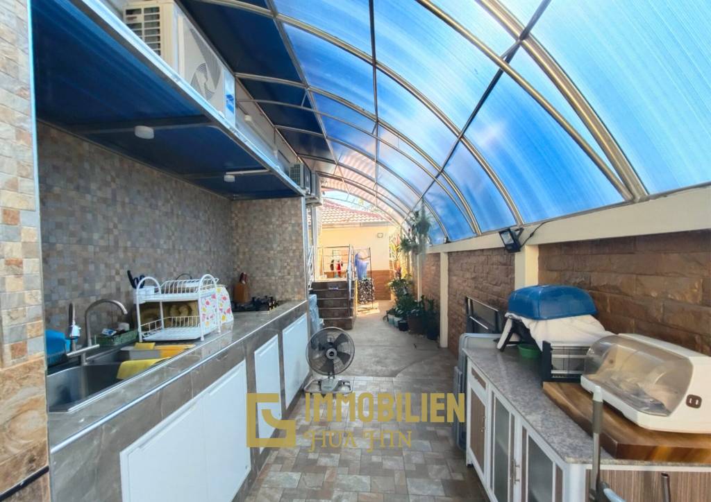 Stilvoller Innenausbau / 150 qm Wohnfläche / 3 Schlafzimmer + 2 Bäder