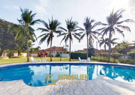 Stilvoller Innenausbau / 150 qm Wohnfläche / 3 Schlafzimmer + 2 Bäder