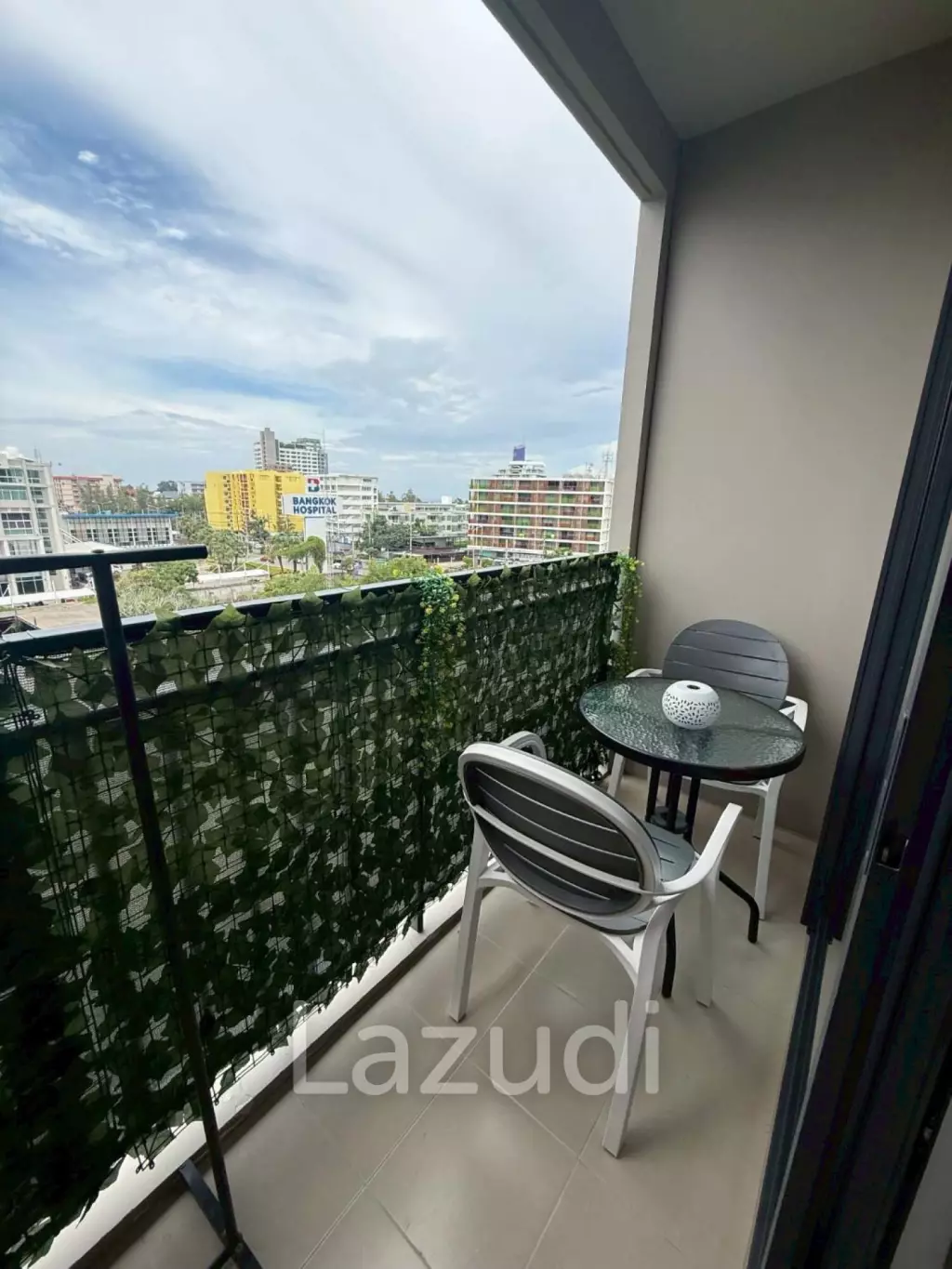 La Casita: 1 Bedroom Studio apartment with nice view!