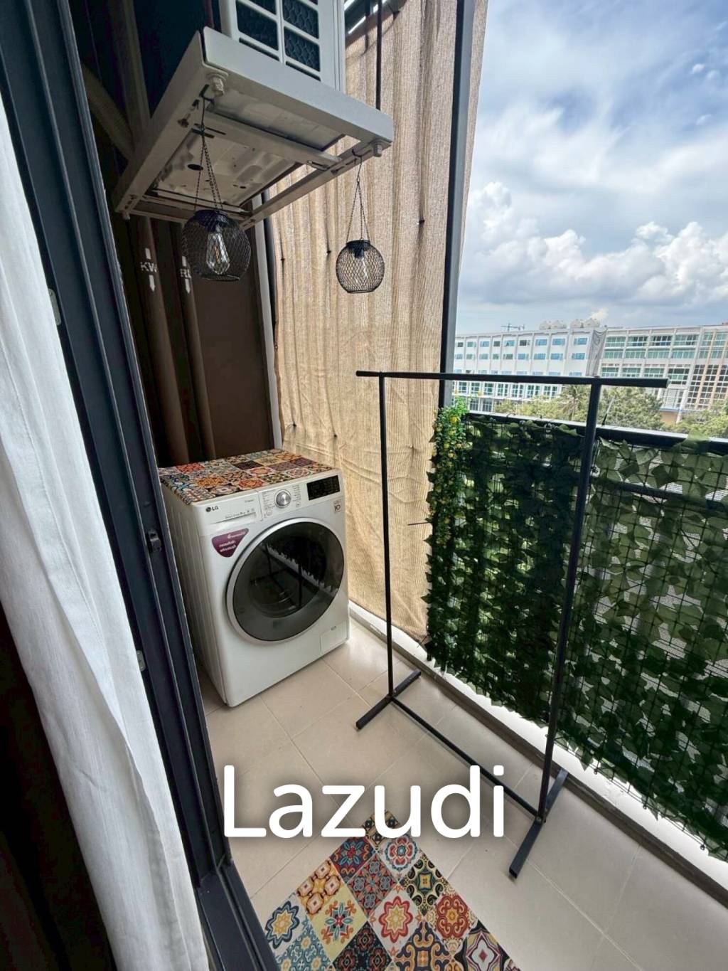 La Casita: 1 Bedroom Studio apartment with nice view!