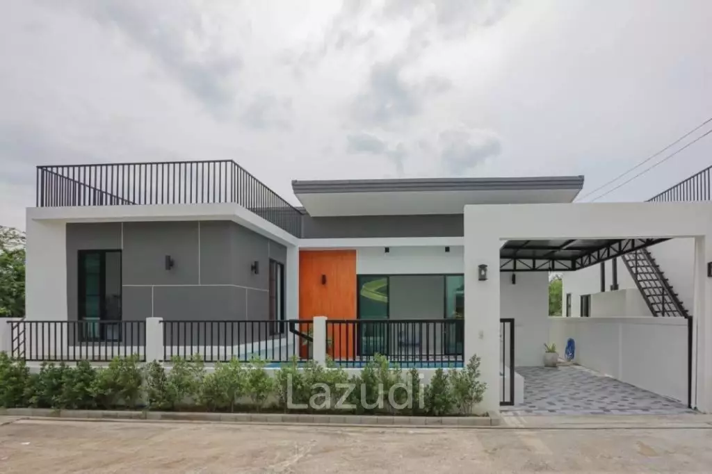Modern 200 sqm Pool Villa in Hin Lek Fai Hua Hin