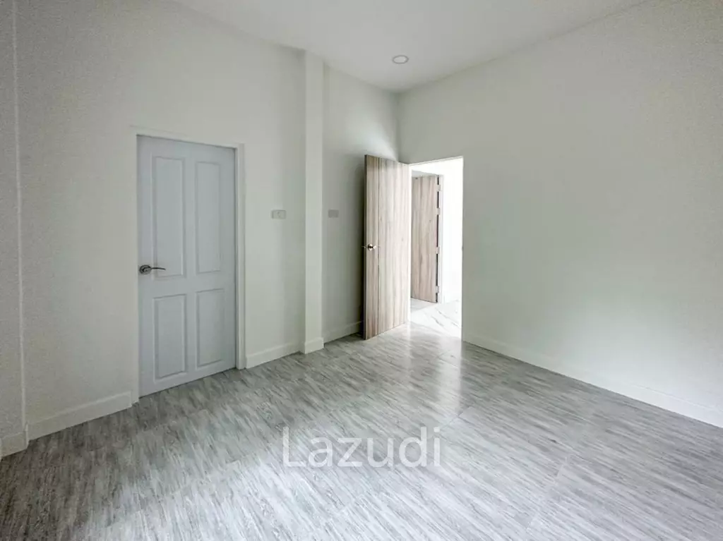 Modern 200 sqm Pool Villa in Hin Lek Fai Hua Hin