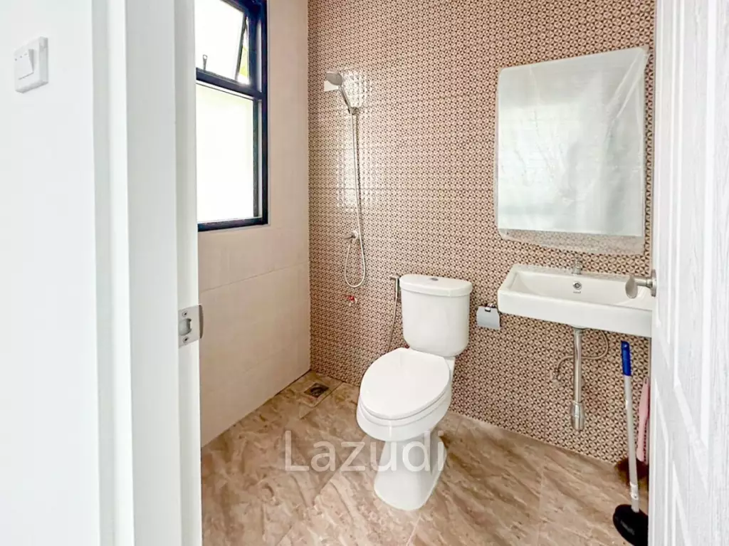 Modern 200 sqm Pool Villa in Hin Lek Fai Hua Hin