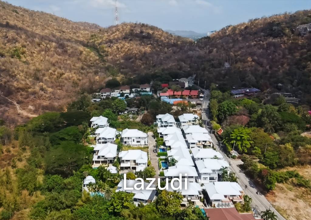 2-Storey Villa with 4 Bedroom and Private Pool in Hua Hin Grand Hills Soi 88