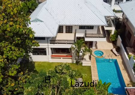 438 平方米 4 床 4 洗澡 别墅 对于 销售