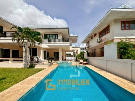 337 qm Wohnfläche / privater Pool / 438 qm Grundstück