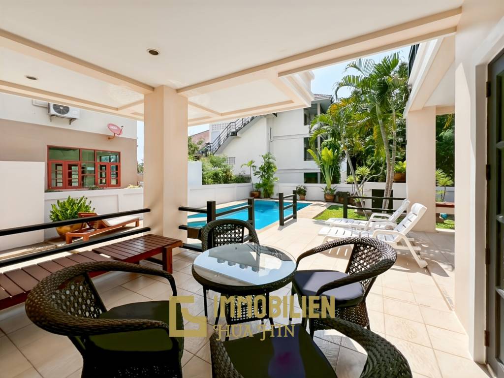 337 qm Wohnfläche / privater Pool / 438 qm Grundstück