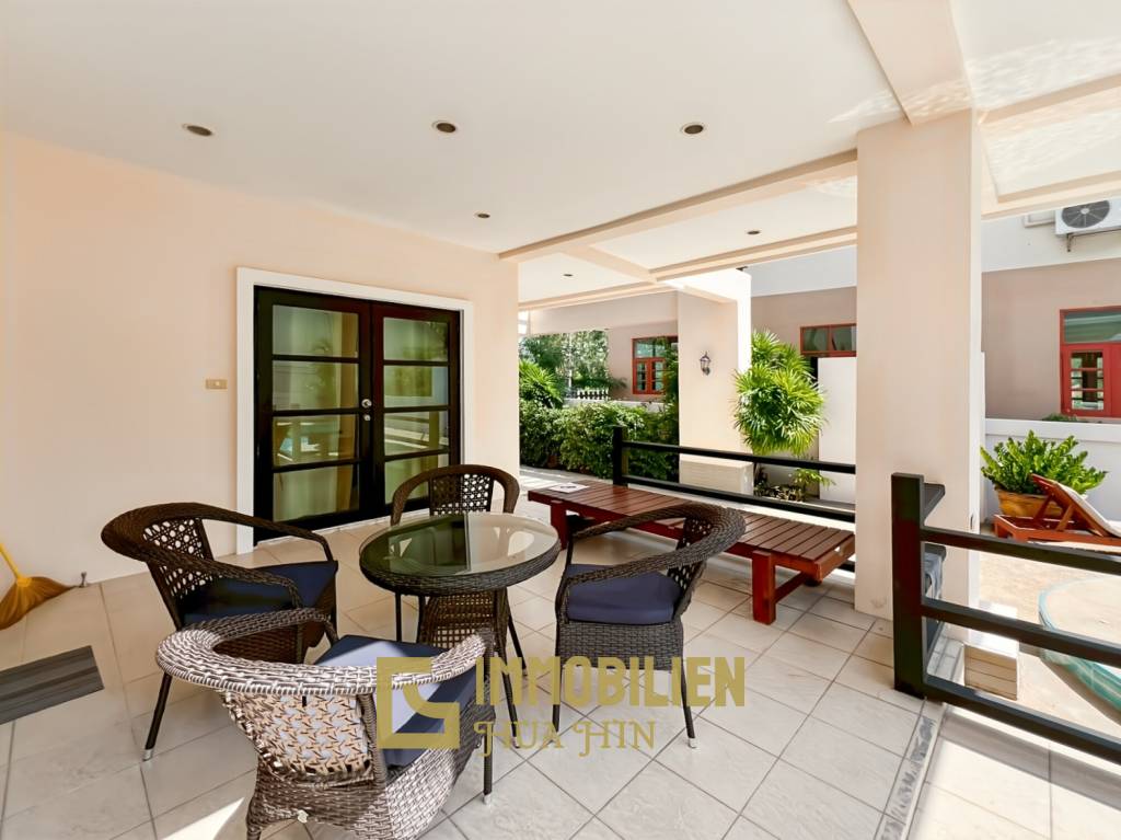 337 qm Wohnfläche / privater Pool / 438 qm Grundstück