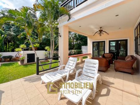 337 qm Wohnfläche / privater Pool / 438 qm Grundstück