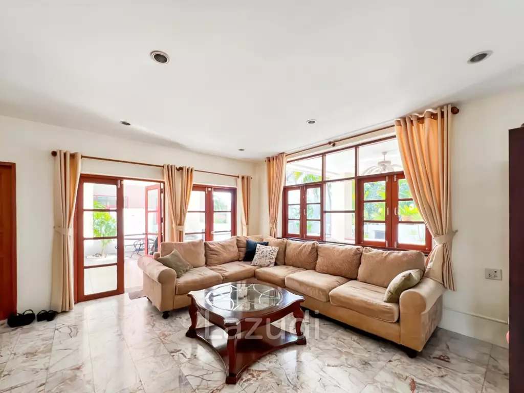 2-Storey Villa with 4 Bedroom and Private Pool in Hua Hin Grand Hills Soi 88