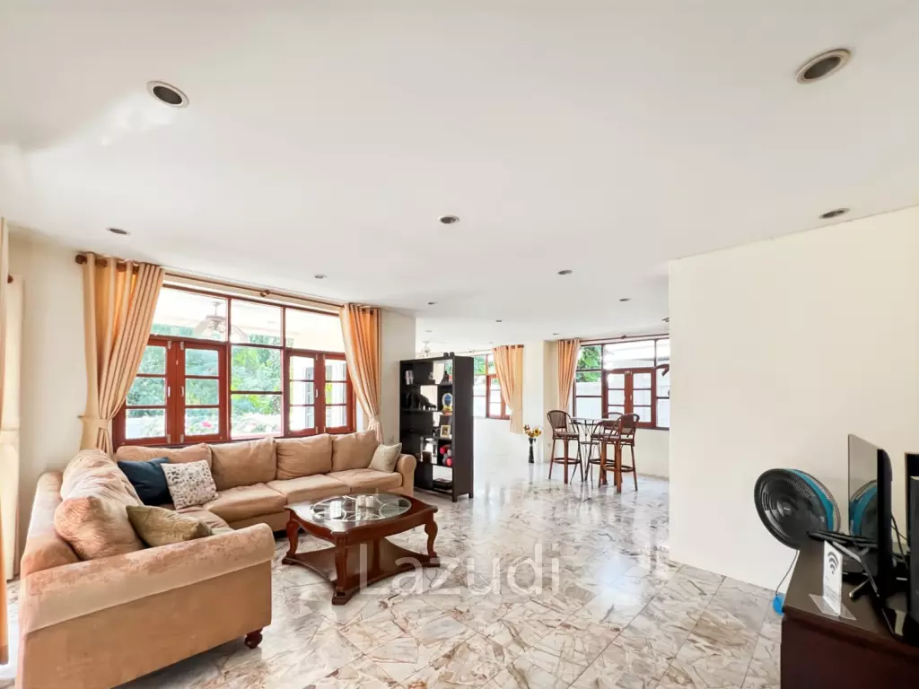 2-Storey Villa with 4 Bedroom and Private Pool in Hua Hin Grand Hills Soi 88