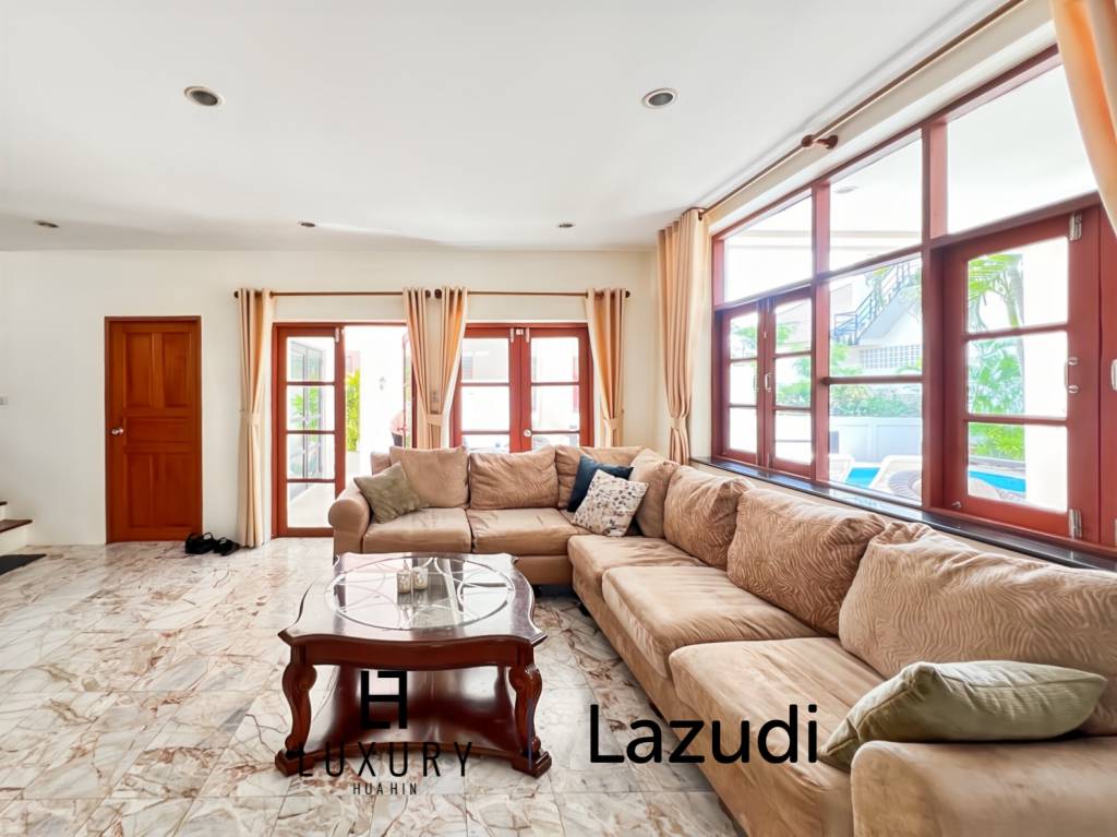 438 平方米 4 床 4 洗澡 别墅 对于 销售