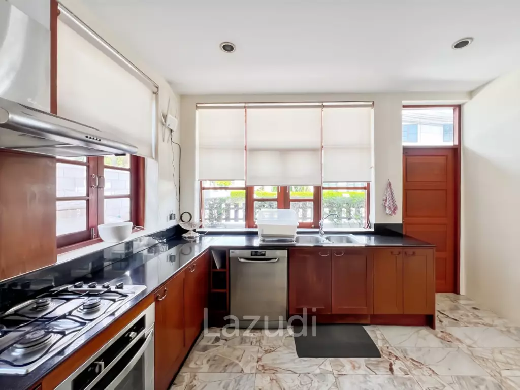 2-Storey Villa with 4 Bedroom and Private Pool in Hua Hin Grand Hills Soi 88