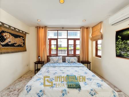 337 qm Wohnfläche / privater Pool / 438 qm Grundstück