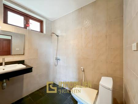 337 qm Wohnfläche / privater Pool / 438 qm Grundstück